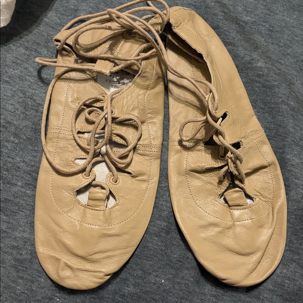 Vintage 80s Irish Split Sole Ghillie Dancing Shoes